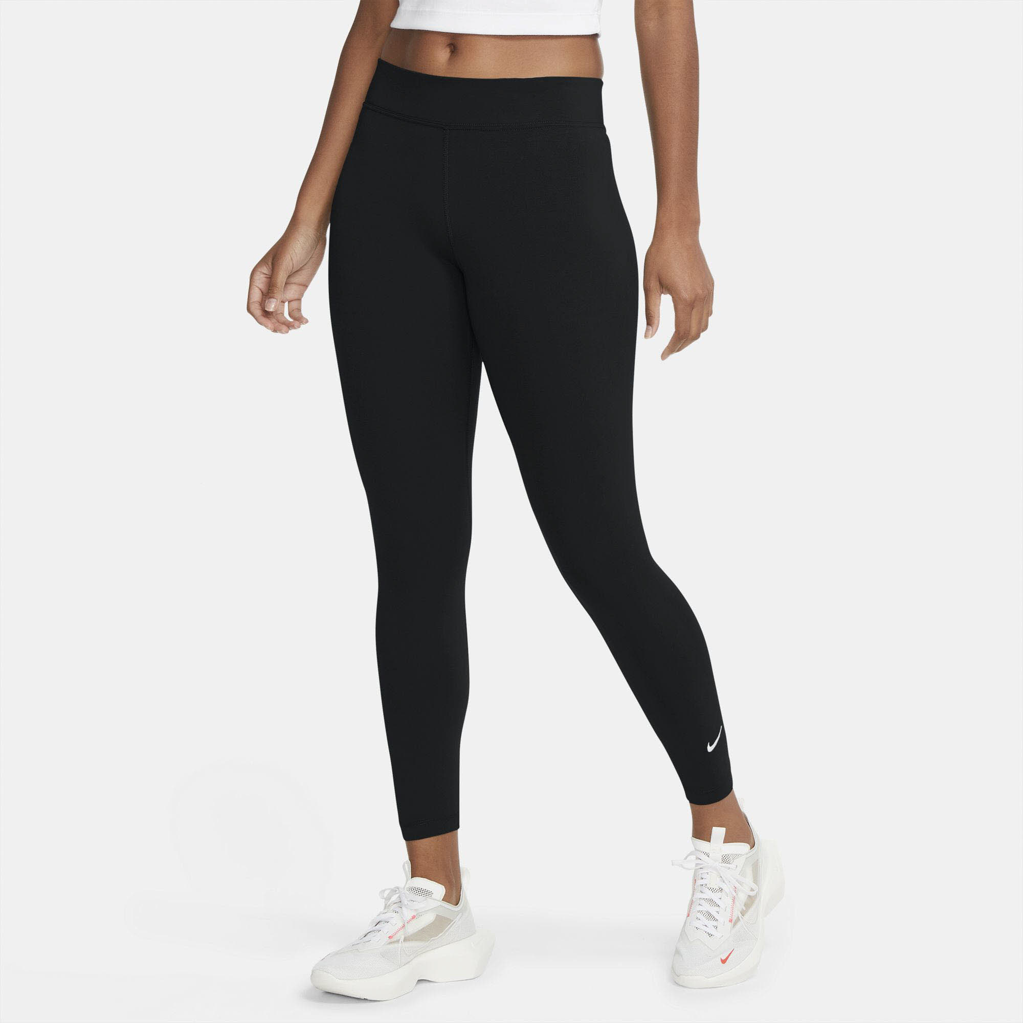 NIKE SPORTSWEAR ESSENTIAL WOME,
