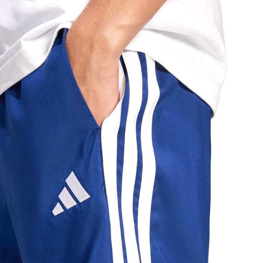 adidas 3-Streifen Chelsea Shorts