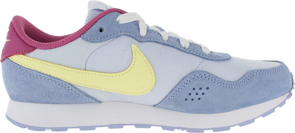 Nike MD Valiant Big Kids' Shoe,COB