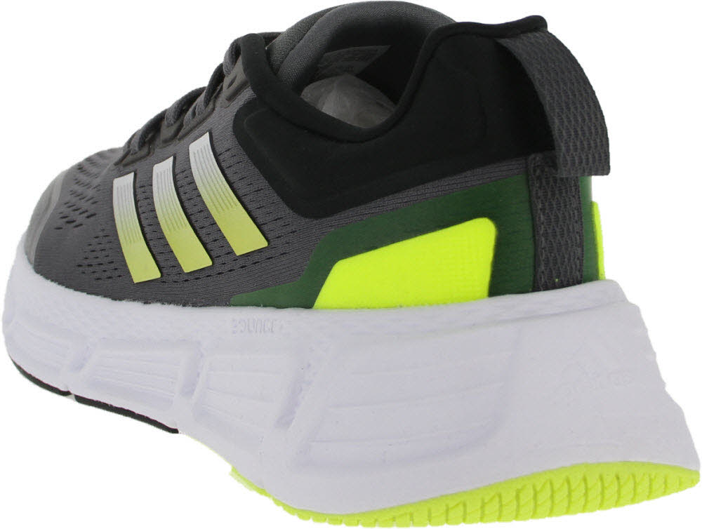 adidas QUESTAR